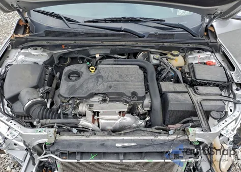 2022 Chevrolet Malibu Lt из США, поврежденный, VIN 1G1ZD5ST4NF164087